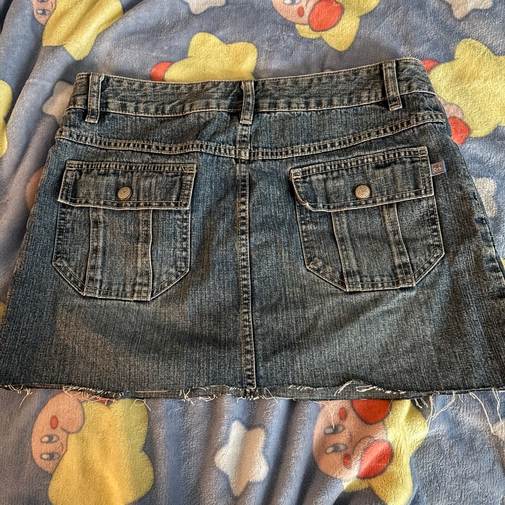 Y2K mini skirt